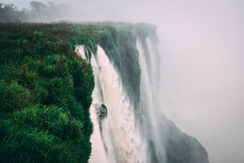 Joao barbosa b3direnso4c unsplash